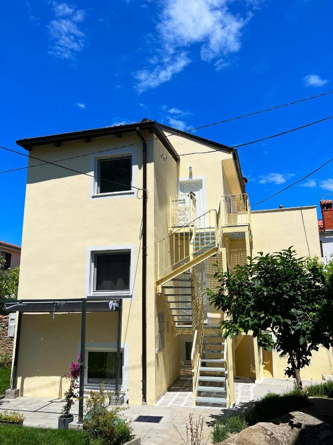 Ferienwohnung Hisa Limoni Koper Exterior foto